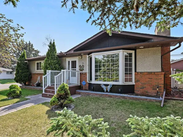 8627 E Athabasca St SE, Calgary, AB T2H 1S2