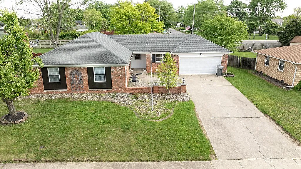 3017 Corey Dr photo 1
