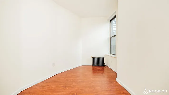 Rented by Nooklyn NYC LLC | media 18