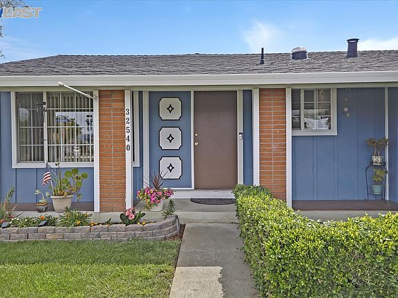 5th image of 32540 Gina Way