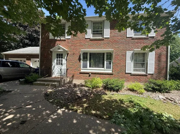 166 N Clinton Ave, Clintonville, WI 54929