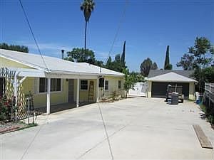 2nd image of 12746 Julian Ave