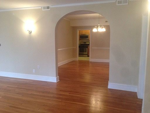 2nd image of 3600 Monument Ave APT 09