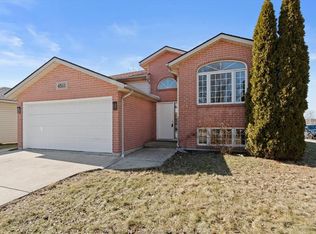4511 Sassafras Ave, Windsor, ON
