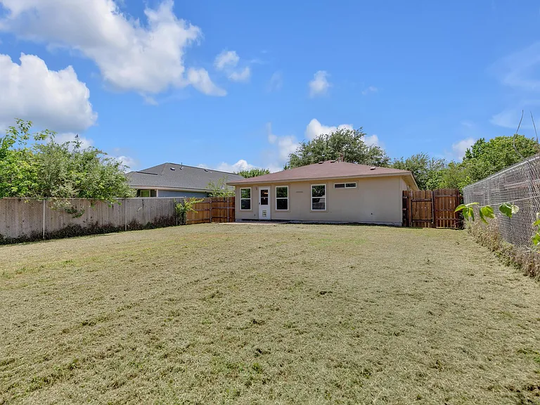 111 David Dr — Photo 27
