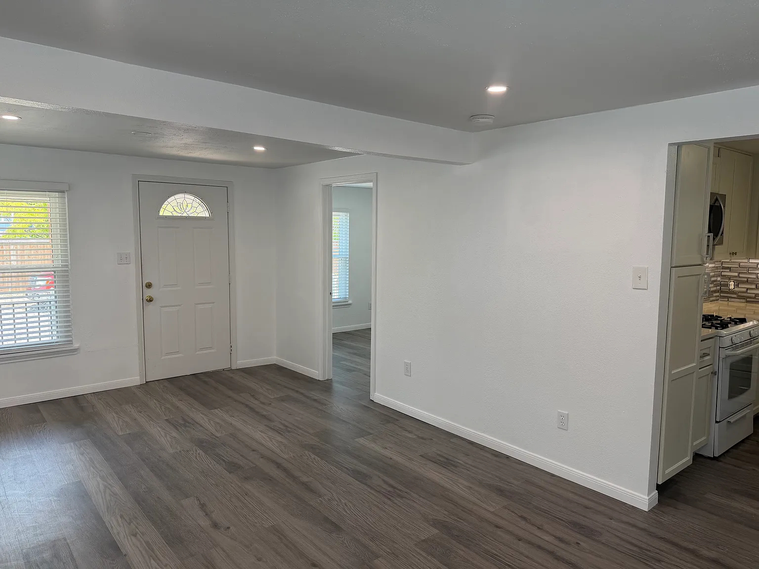 1 bed, 550 sqft, $1,495 — Photo 3