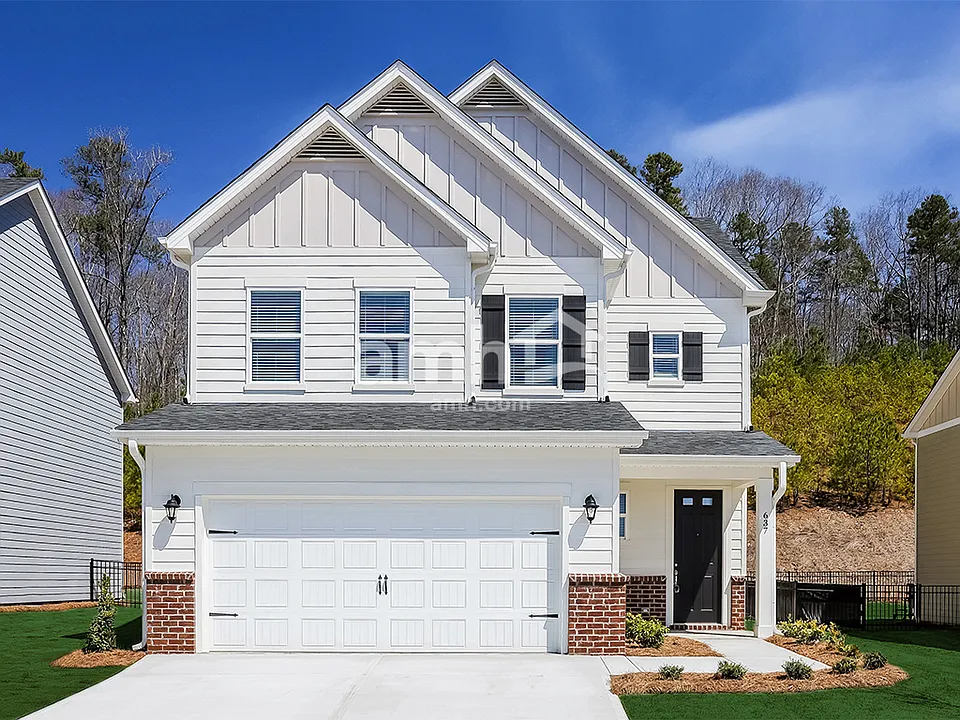 1059 Highland Walk