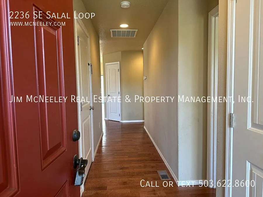 Building Photo - 2236 SE Salal Loop