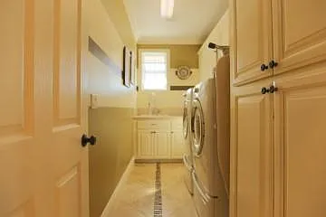 2737 N Kilbride Ln — Photo 27