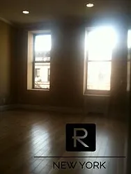 Rented by R New York