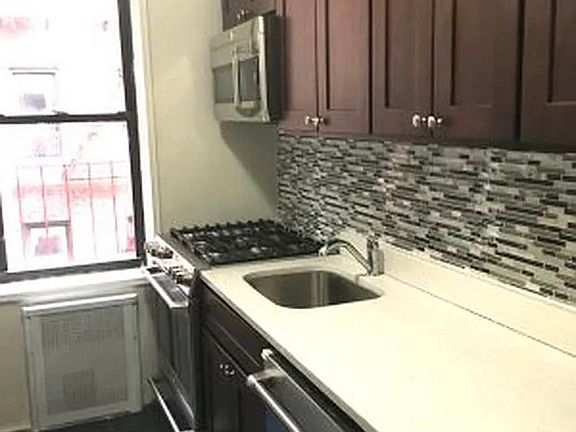 5th image of 40-22 79th St #309