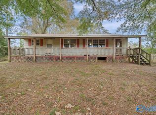 5748 E Upper River Rd, Somerville, AL 35670