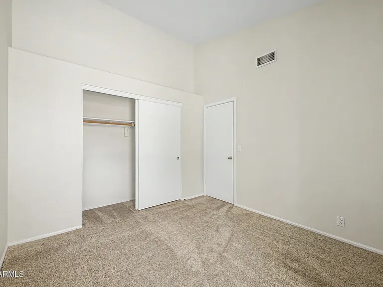 1068 W Glenmere Dr — Photo 14