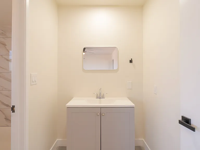5115-21 Remington Road - 5117 — Photo 21