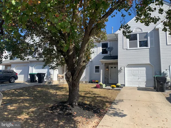 43 Parktown Pl, Sicklerville, NJ 08081