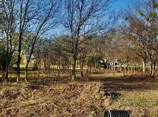 720 Valek Rd, Ennis, TX 75119