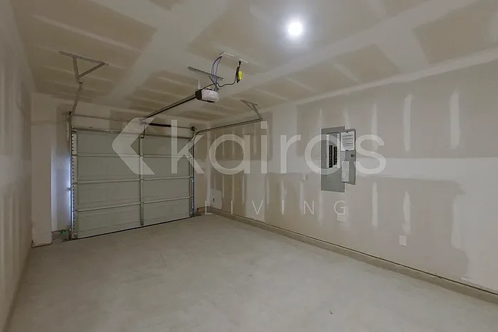 528 Ivy Brook Way — Photo 17