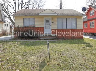 3224 Yorkshire Rd, Cleveland Heights, OH 44118