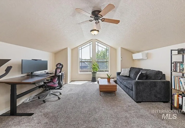 12580 W Mardia St — Photo 32