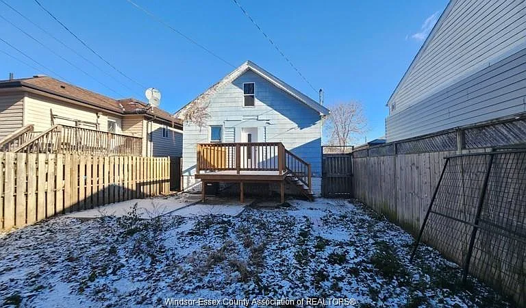 989 Oak St #LOWER — Photo 7
