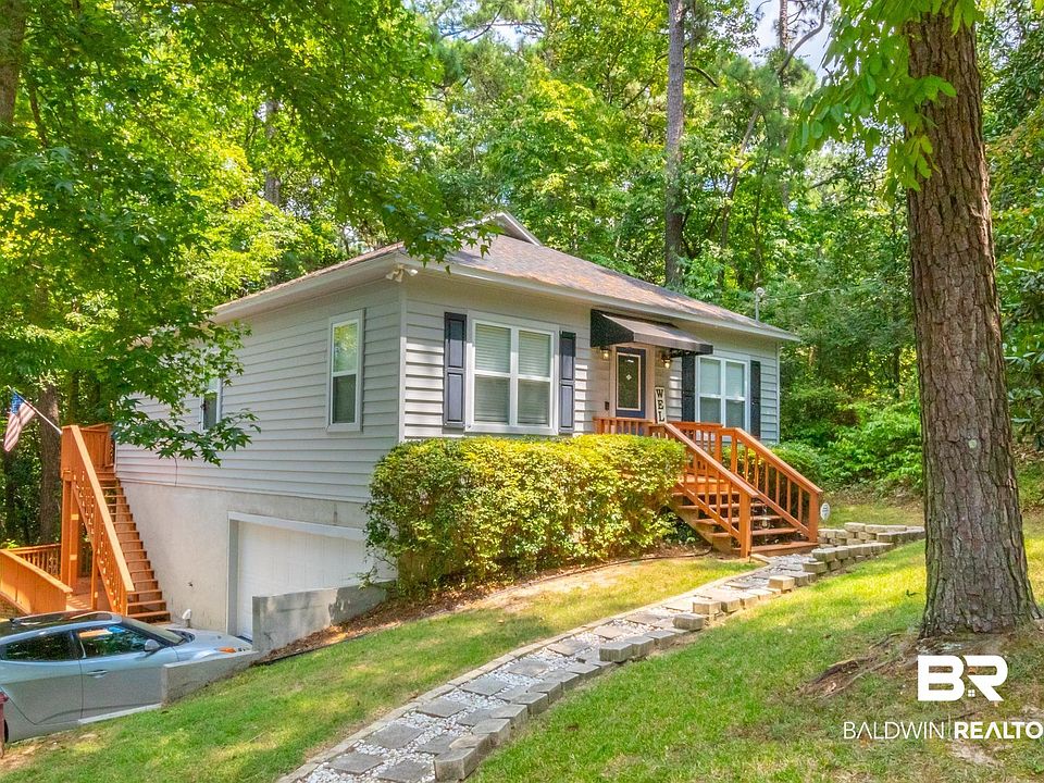 1st image of 122 Woodside Dr