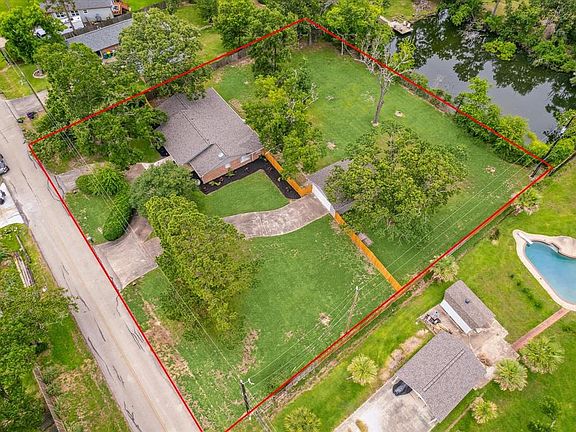 2nd image of 4609 Neal Drive