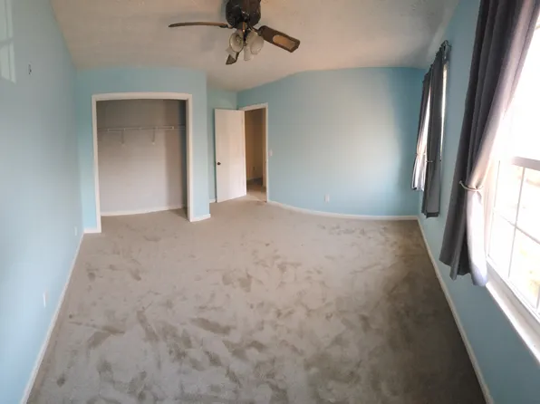 820 Hounds Ridge Ct, Lawrenceville, GA 30043