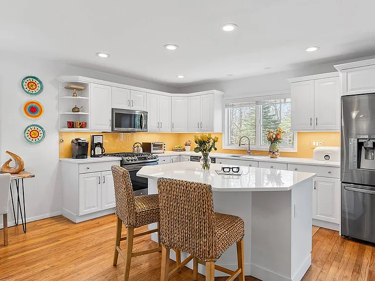 31 Hartley Blvd — Photo 10