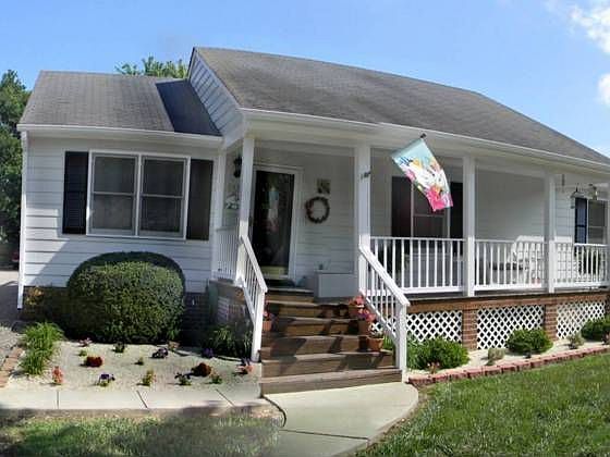 1st image of 6431 Bellflower Cir