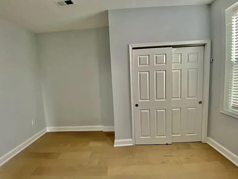 1247 Snyder Ave #3 — Photo 36