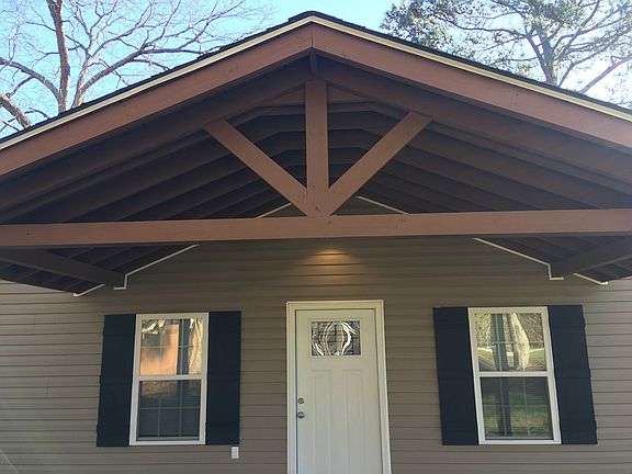 5th image of 205 Crescent Dr