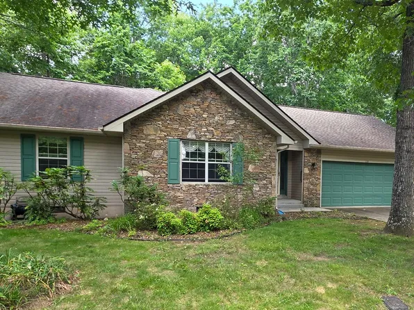 130 Berkshire Loop, Crossville, TN 38558