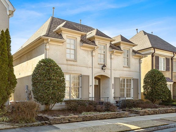 2nd image of 8989 Acorn Landing Dr