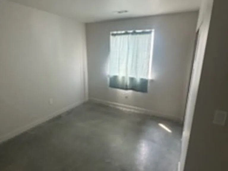 805 Tinley St — Photo 13