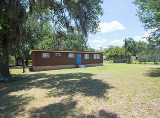 224 Tropic Ave, Satsuma, FL 32189