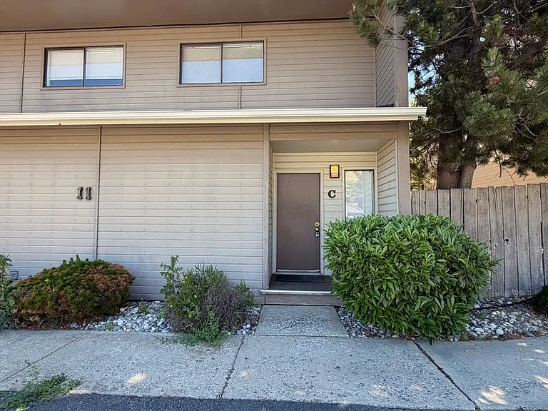 7 S Western Ave — Photo 2