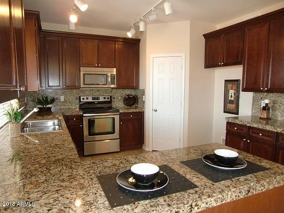 3rd image of 6228 S 54th Ln