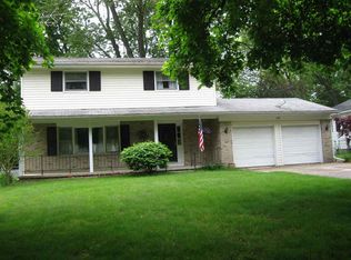 2132 Cascade Dr, Jackson, MI