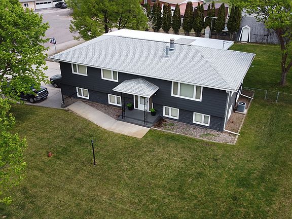 2nd image of 3112 Eldora Ln
