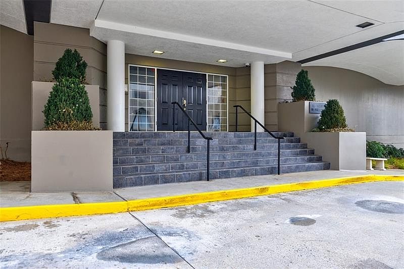 Barony On Peachtree Condominiums Atlanta, GA Zillow