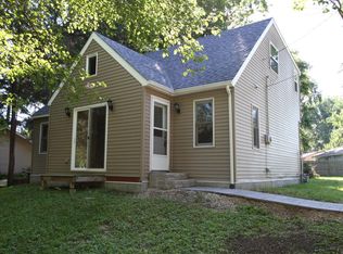 9813 271st Ave, Trevor, WI 53179