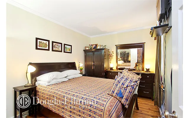 Sold by Douglas Elliman | media 4