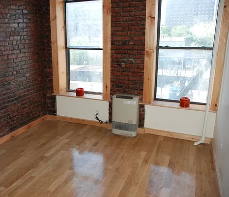 Rented by The Hamilton Group | media 22