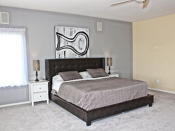 5th image of 1445 W Windsong Dr