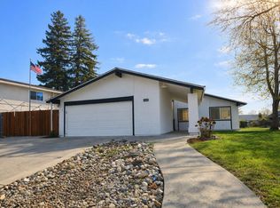 8400 Juglans Dr, Orangevale, CA 95662