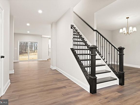 5th image of 4823 Stonefield Ln