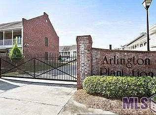 Building Photo - 2133 Mount Hope Aly