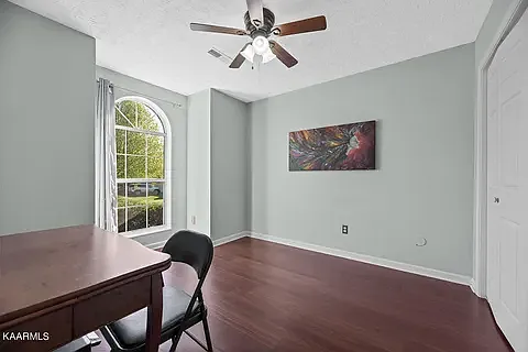 336 Creekview Ln — Photo 6