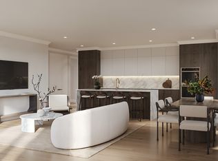 32 Auburn St #PENTHOUSE, Brookline, MA 02446