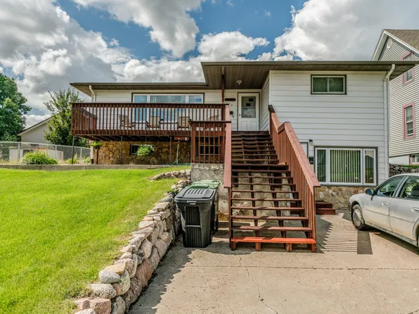 903 5th Ave NW, Mandan, ND 58554